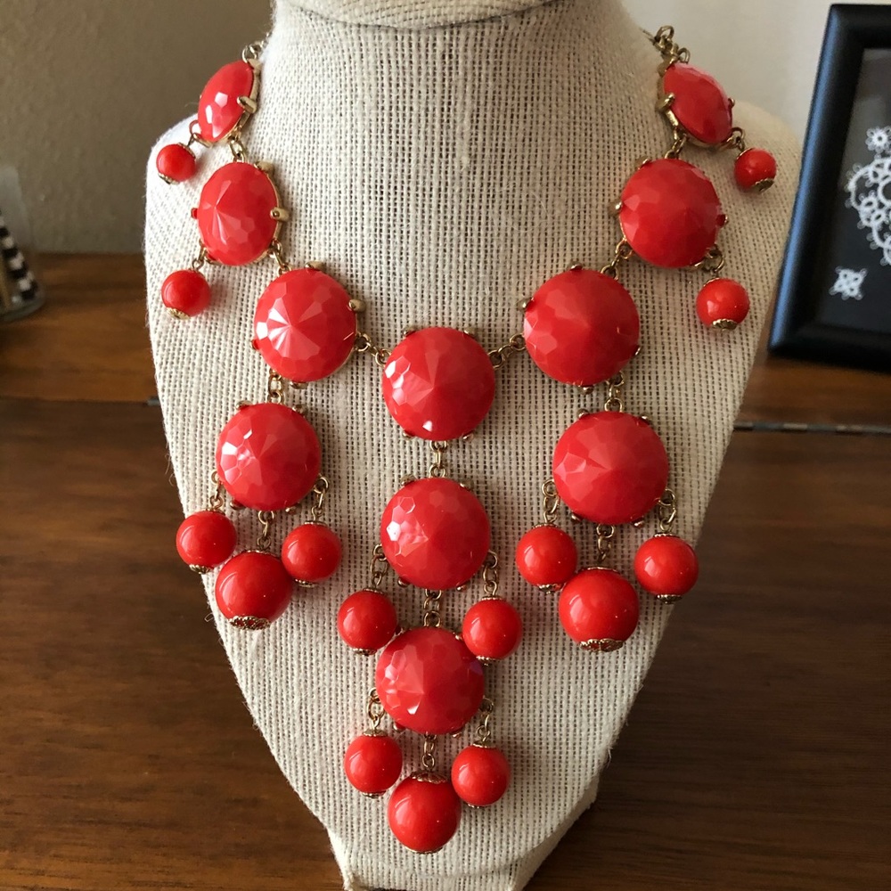 Coral bubble necklace